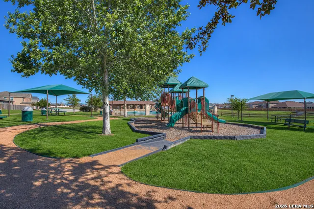 4272 GALE MDWS New Braunfels, TX 78130