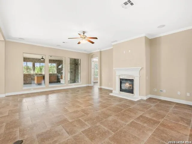 2194 RANCH LOOP DR New Braunfels, TX 78132