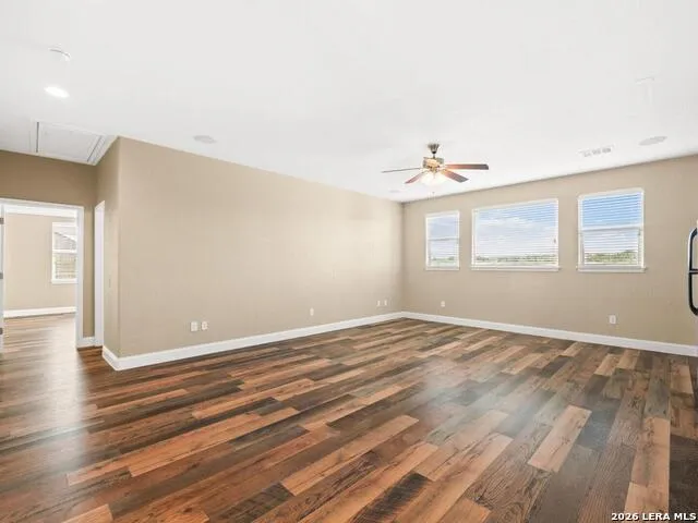 2194 RANCH LOOP DR New Braunfels, TX 78132