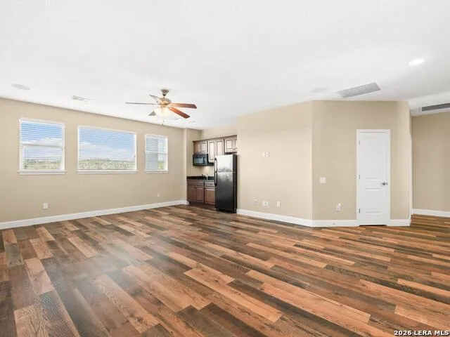 2194 RANCH LOOP DR New Braunfels, TX 78132