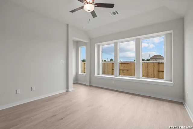 544 Paramus Park Cibolo, TX 78108