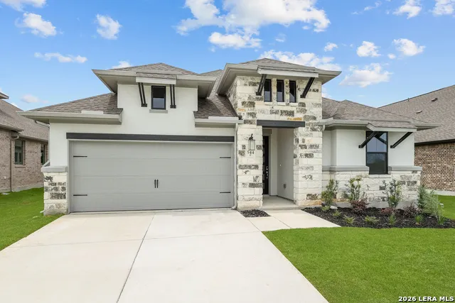 544 Paramus Park Cibolo, TX 78108