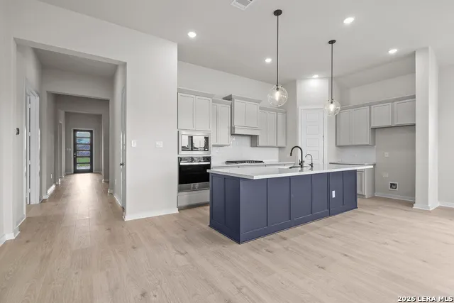 544 Paramus Park Cibolo, TX 78108