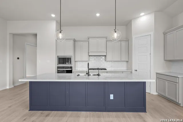 544 Paramus Park Cibolo, TX 78108