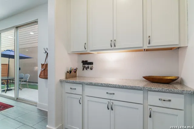 206 Ridgecrest Dr. Unit 4 San Antonio, TX 78209