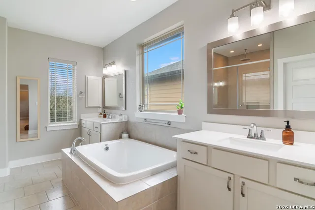206 Ridgecrest Dr. Unit 4 San Antonio, TX 78209