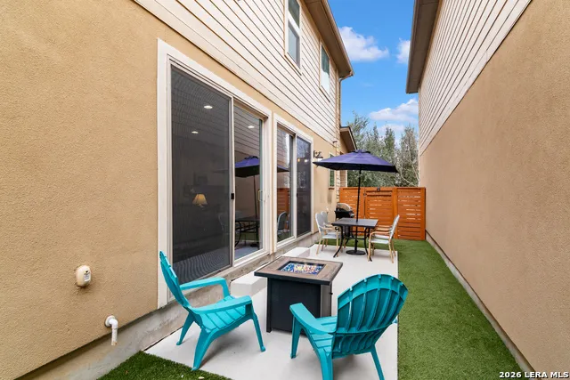 206 Ridgecrest Dr. Unit 4 San Antonio, TX 78209