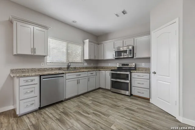 15042 Stonetower San Antonio, TX 78248