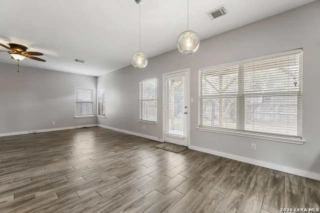 15042 Stonetower San Antonio, TX 78248