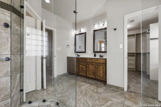 15042 Stonetower San Antonio, TX 78248
