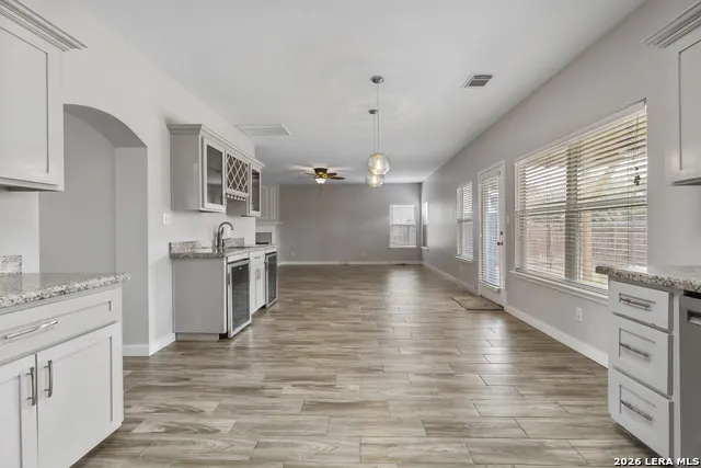 15042 Stonetower San Antonio, TX 78248