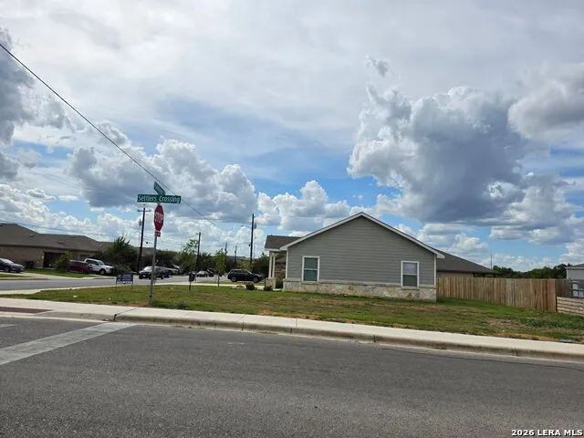 2621 pahmeyer New Braunfels, TX 78130