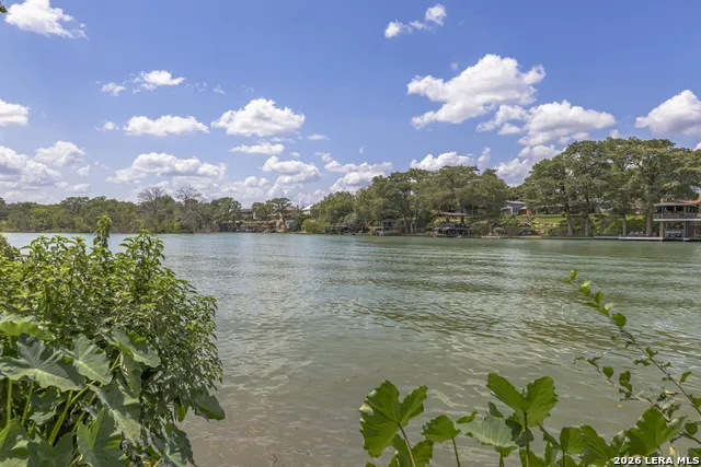 306 PLACID COVE DR New Braunfels, TX 78130
