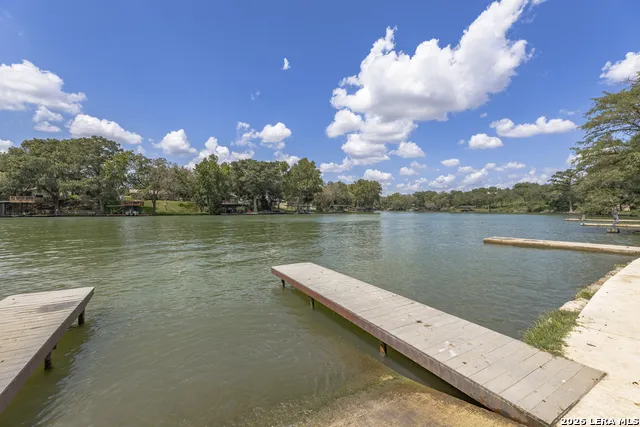 306 PLACID COVE DR New Braunfels, TX 78130