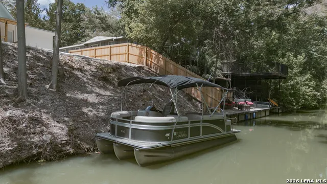 306 PLACID COVE DR New Braunfels, TX 78130