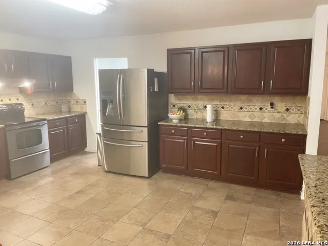 10603 Cavelier Pt San Antonio, TX 78254