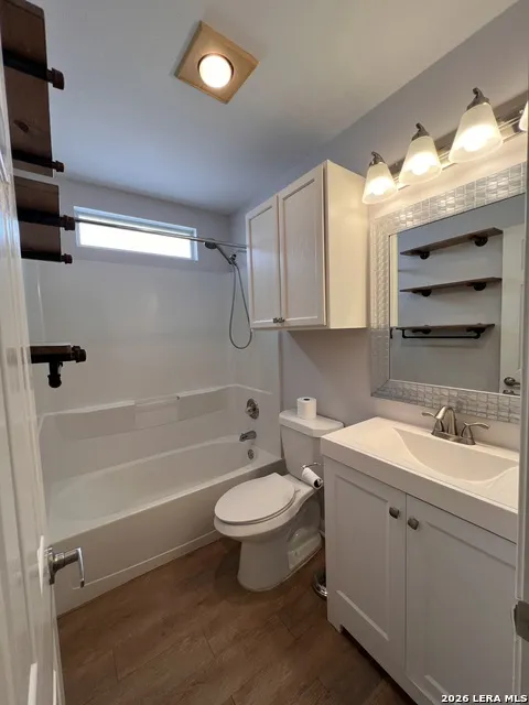 13607 Bridgeview San Antonio, TX 78247