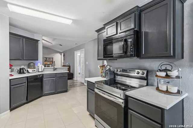 11854 LUCKEY VIS San Antonio, TX 78252