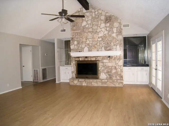 3433 Foxbriar Schertz, TX 78154