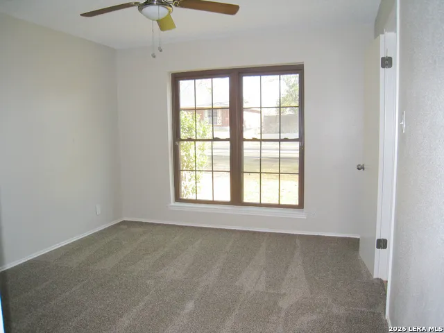 3433 Foxbriar Schertz, TX 78154
