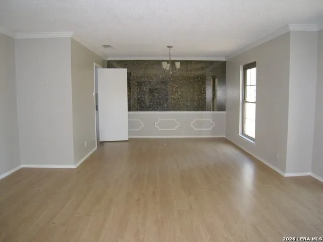3433 Foxbriar Schertz, TX 78154