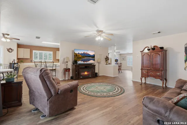 121 Springtree Pkwy Cibolo, TX 78108