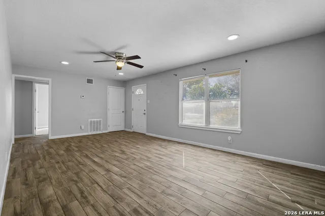 339 Creath San Antonio, TX 78221