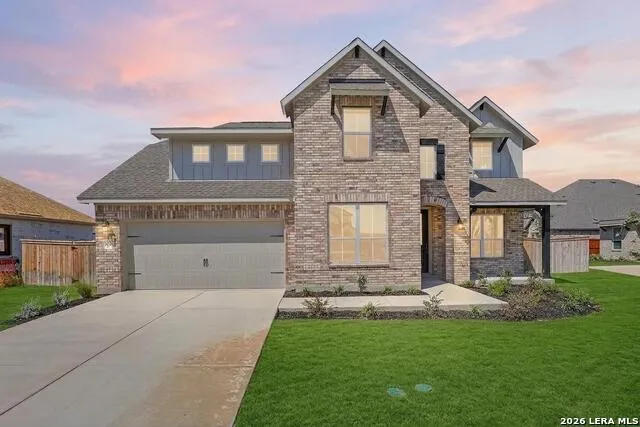 165 Annette Dr Castroville, TX 78009