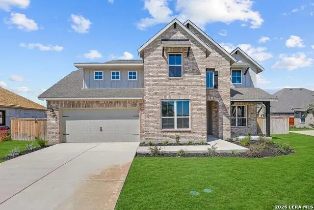 165 Annette Dr Castroville, TX 78009
