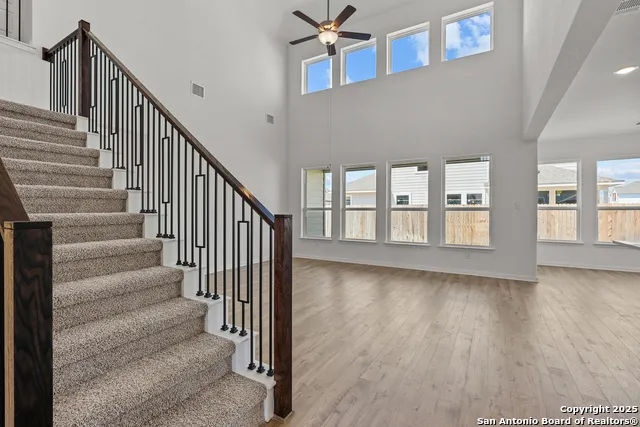 165 Annette Dr Castroville, TX 78009