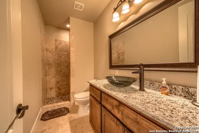 9811 KLEIN CT New Braunfels, TX 78132