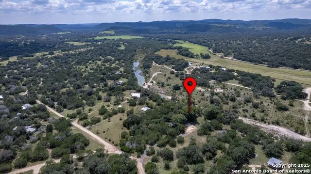 394 Squirrel Bend Reagan Wells, TX 78801