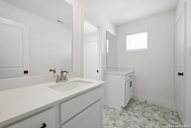 146 Richard Drive Castroville, TX 78009