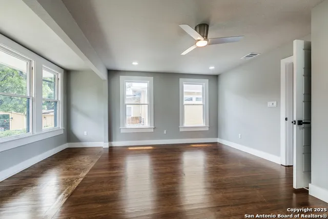 430 E Mulberry Ave San Antonio, TX 78212
