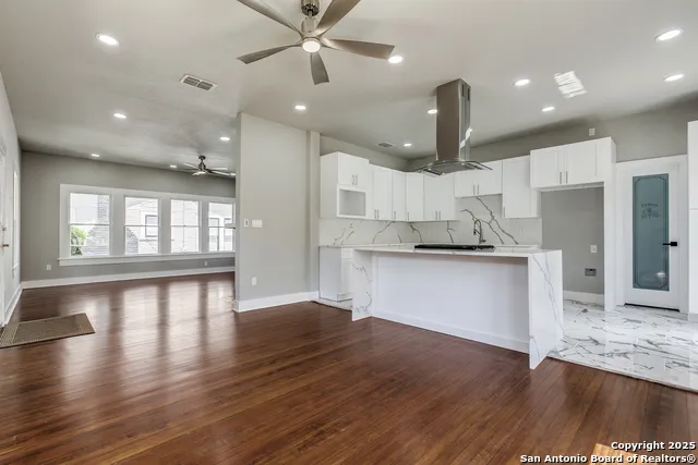 430 E Mulberry Ave San Antonio, TX 78212