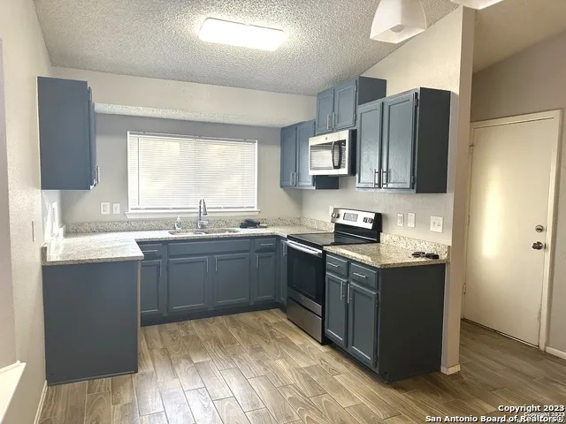 10015 Amber Field San Antonio, TX 78245