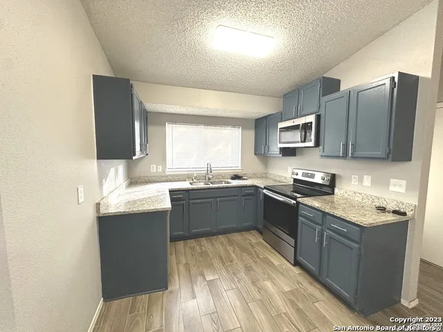 10015 Amber Field San Antonio, TX 78245
