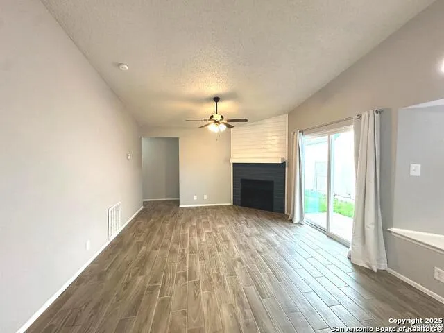 10015 Amber Field San Antonio, TX 78245