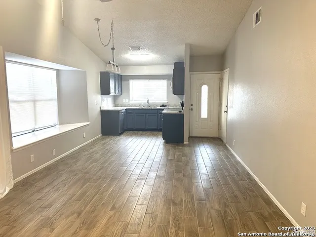 10015 Amber Field San Antonio, TX 78245