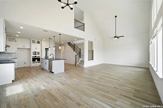 164 Richard Drive Castroville, TX 78009