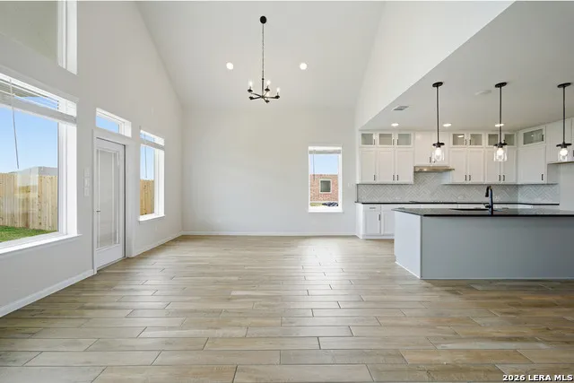 164 Richard Drive Castroville, TX 78009