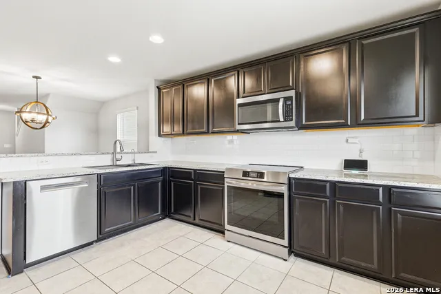 10234 REYES HTS San Antonio, TX 78254