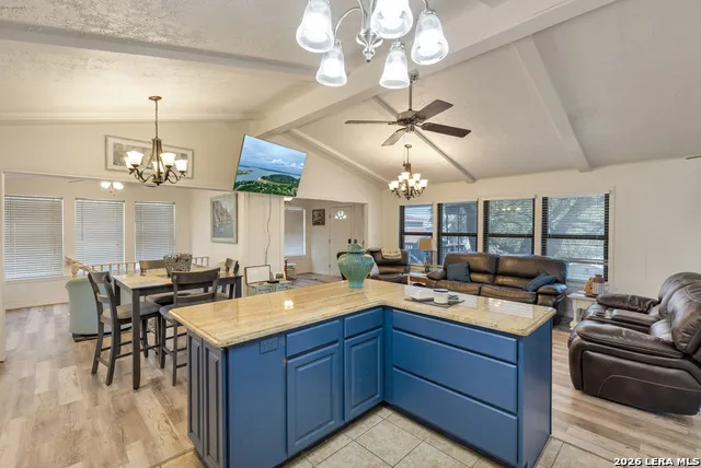 1303 Canyon Edge Canyon Lake, TX 78133