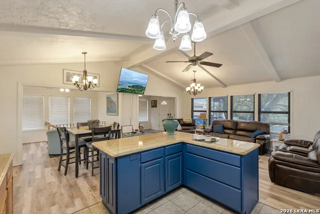 1303 Canyon Edge Canyon Lake, TX 78133