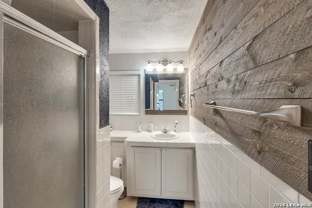 1303 Canyon Edge Canyon Lake, TX 78133