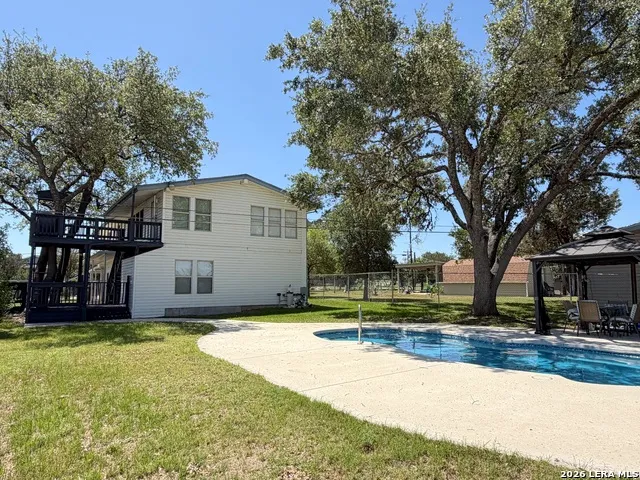 1303 Canyon Edge Canyon Lake, TX 78133