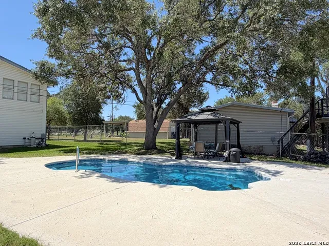 1303 Canyon Edge Canyon Lake, TX 78133