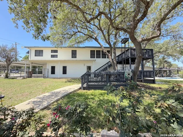 1303 Canyon Edge Canyon Lake, TX 78133