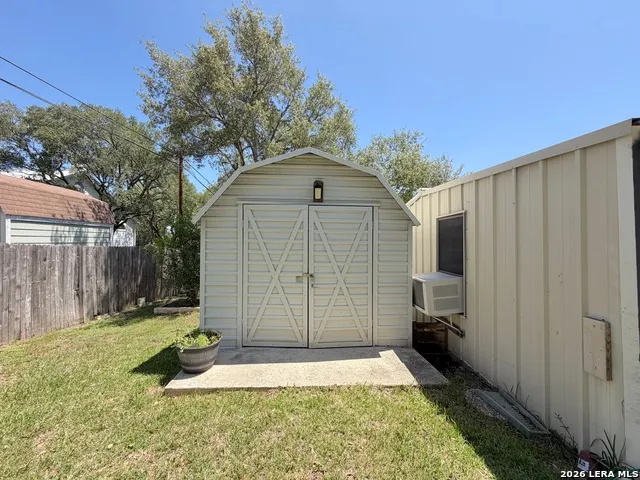 1303 Canyon Edge Canyon Lake, TX 78133