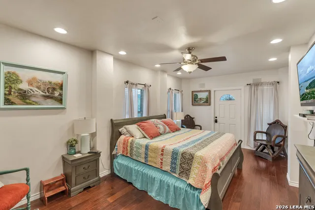 1303 Canyon Edge Canyon Lake, TX 78133